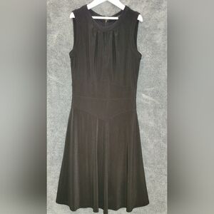 EUC White House Black Market Black Keyhole A-Line Sleeveless Dress Zipper Back